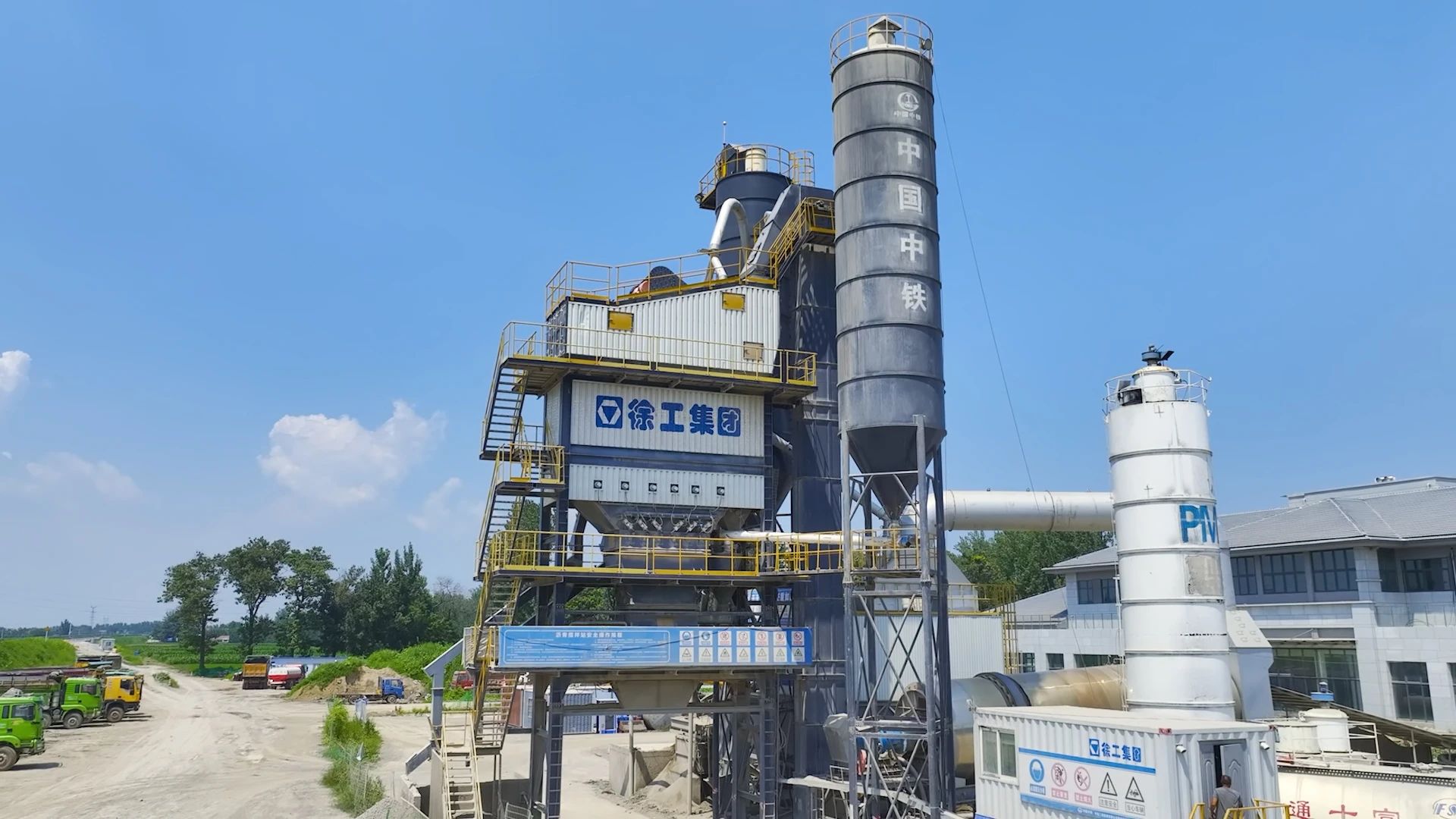 5000型！助力河南高速建設(shè)！