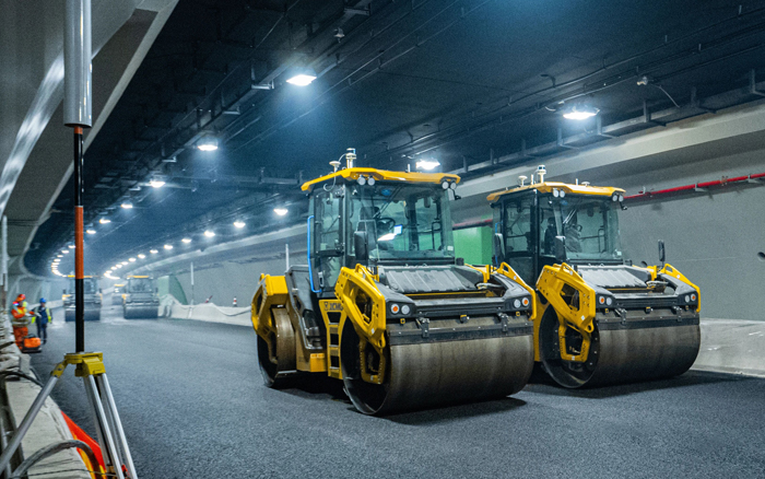 XD135TIV壓路機(jī)：智能施工時代的高效利器！