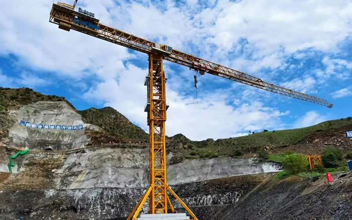 建個(gè)超大“充電寶”，徐工“鋼鐵巨人”正式上崗！