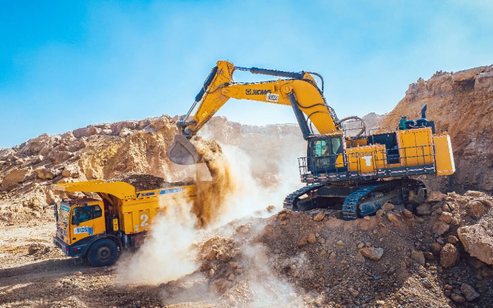 超百臺交付！徐工XG130礦卡再造示范礦區(qū)