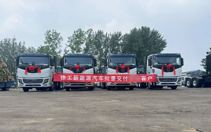 車隊(duì)老板的“致富經(jīng)”：“選擇徐工，就是選擇成功！”