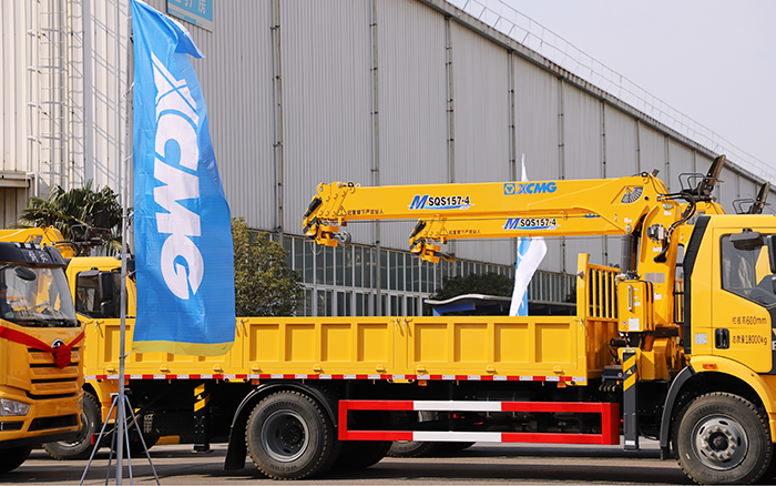 助力城市建設(shè)新征程！徐工隨車(chē)起重機(jī)M SQS157-4批量發(fā)車(chē) 