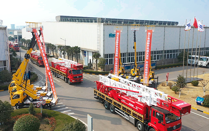 綠色修井效率再刷新，徐工電動(dòng)修井機(jī)批量發(fā)車