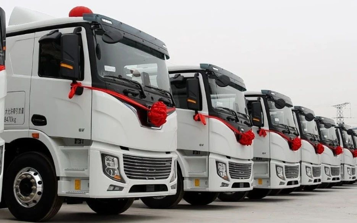 批量交付、千臺(tái)訂單！徐工新能源重卡“豫”見綠色未來