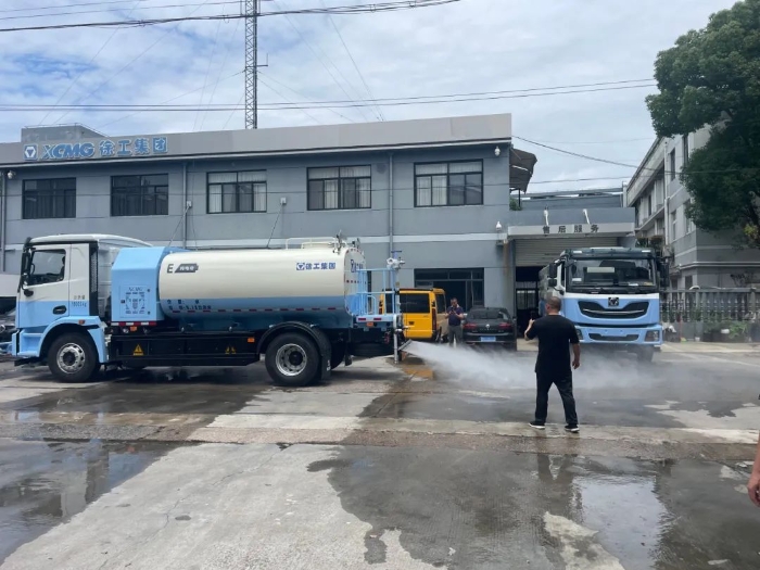 “滬”動(dòng)綠色！徐工新能源環(huán)衛(wèi)裝備亮相上海推介會(huì)