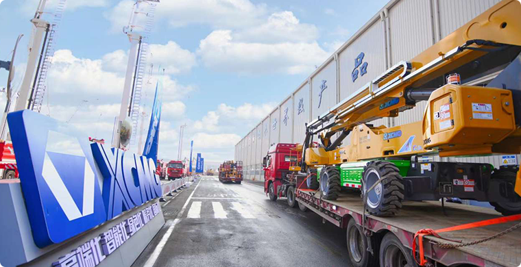 徐工高空作業(yè)平臺(tái)2024年度開(kāi)門(mén)紅批量發(fā)車(chē)