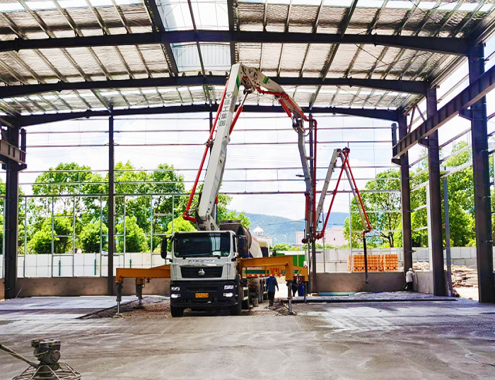 鋼鐵脊梁！徐工HB37米泵車(chē)顯實(shí)力 ！