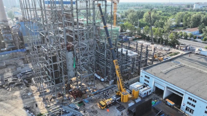 新買的“大塊頭”第二天就上工？這臺(tái)徐工新款750噸開啟“闖關(guān)”