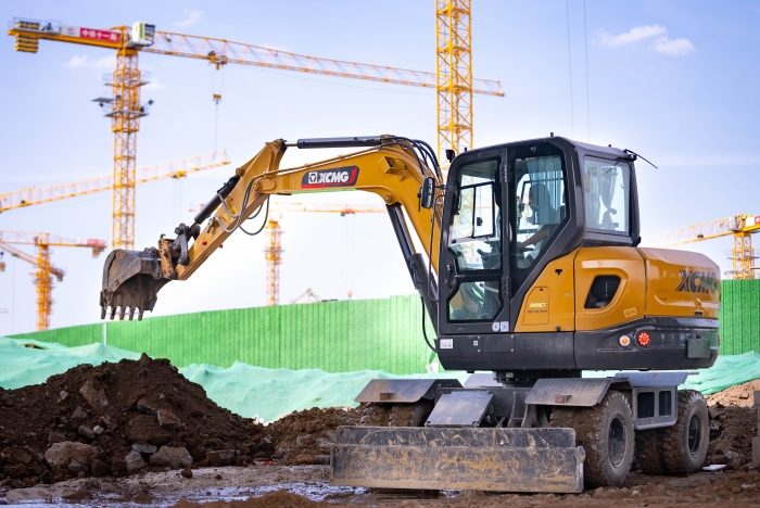 零碳機(jī)場(chǎng)！徐工挖機(jī)護(hù)航超級(jí)工程