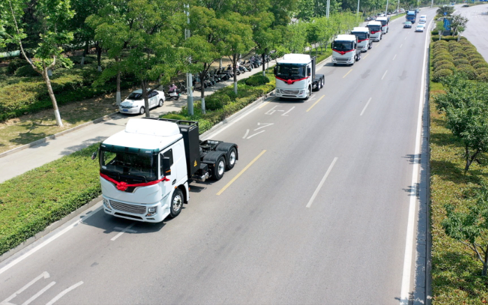 綠潮涌動、“碳”索未來！徐工新能源牽引車助力河南！