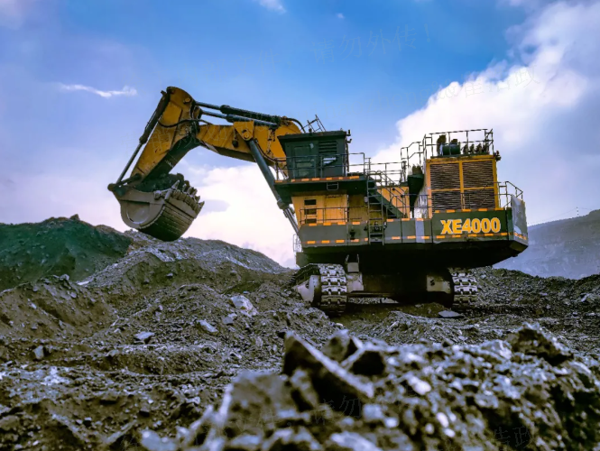 連續(xù)5萬小時(shí)出勤！徐工XE4000液壓鏟受礦區(qū)高度贊揚(yáng)！