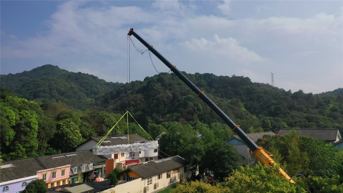 46米跨距吊3天！徐工G2代四橋130噸“闖入”影視圈！