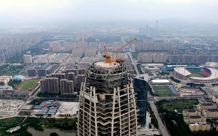 新地標(biāo) | 徐工塔機(jī)299米高空俯瞰臺(tái)州天際線(xiàn)