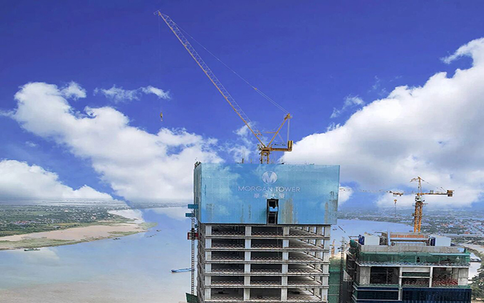 喜封金頂|徐工塔機(jī)助建柬埔寨金邊摩根大廈！